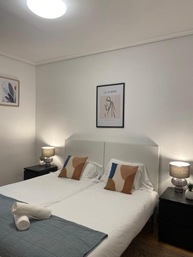 סן סבסטיאן Apartamento Amplio Y Central A Pie De Playa La Concha מראה חיצוני תמונה