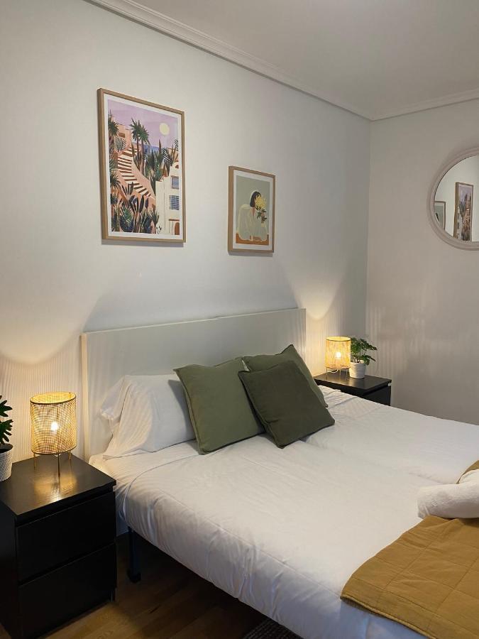סן סבסטיאן Apartamento Amplio Y Central A Pie De Playa La Concha מראה חיצוני תמונה